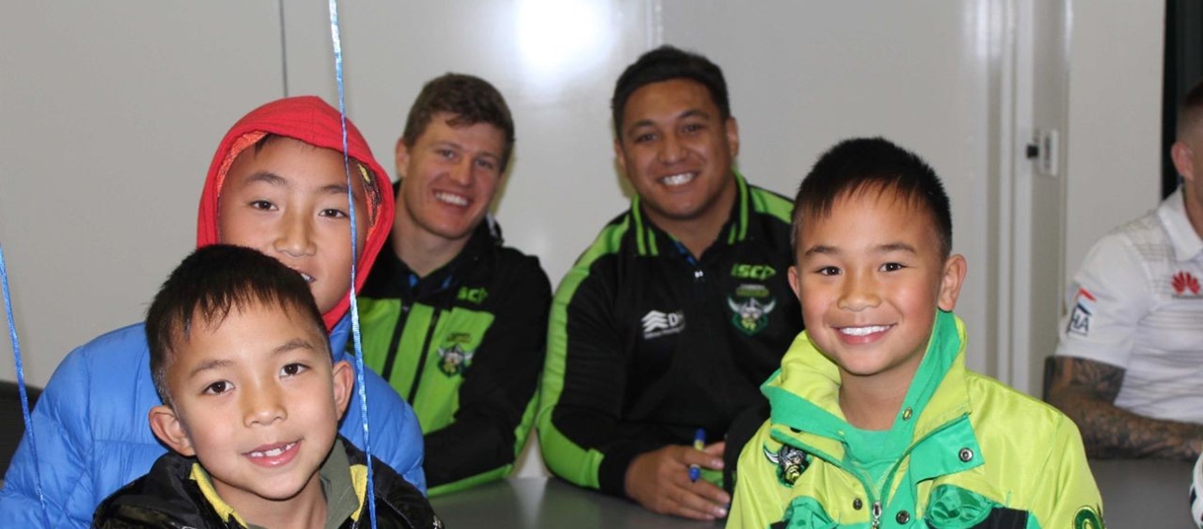 Gallery: ActewAGL signing session