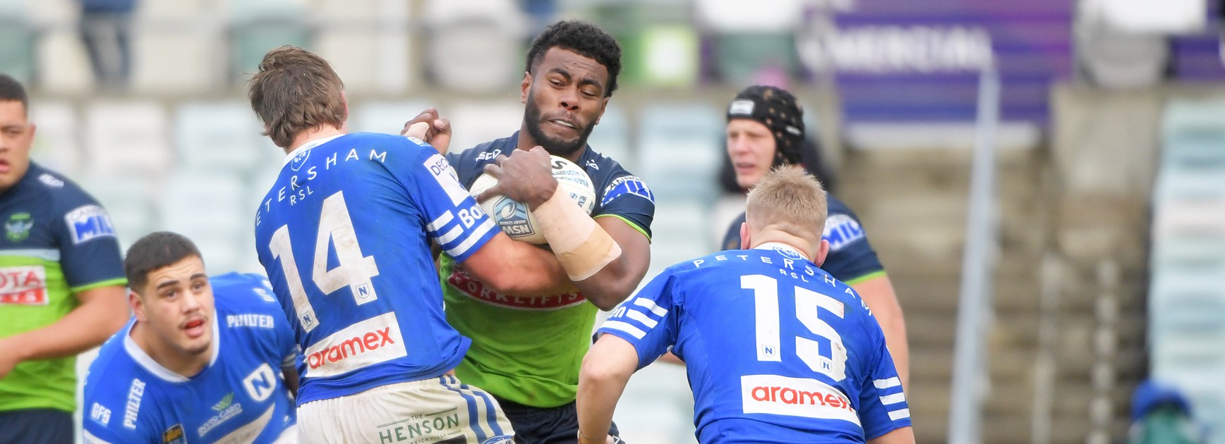 Raiders hold off late comeback against the Jets