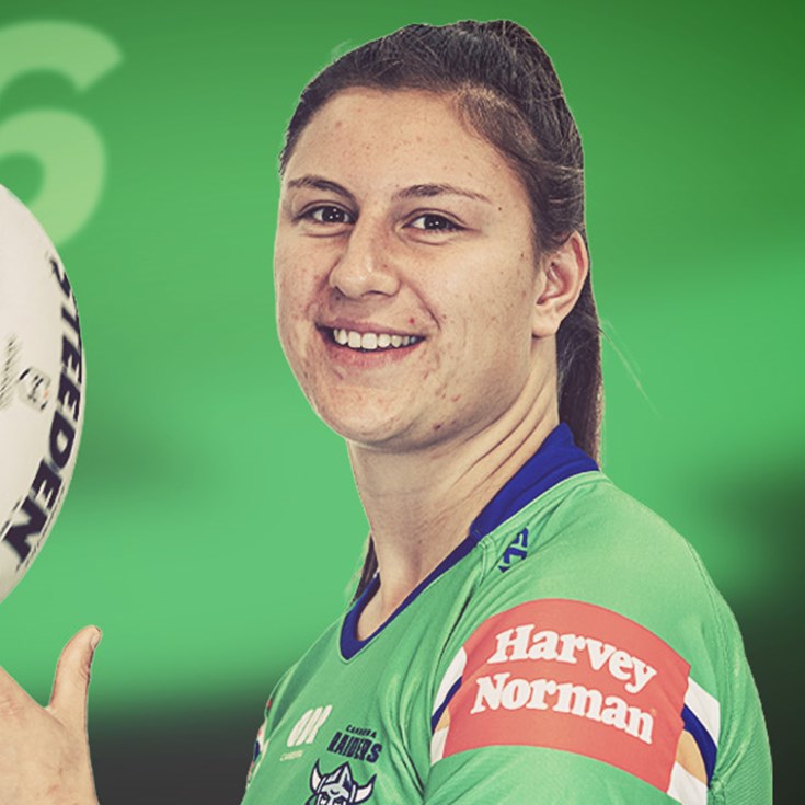 Waterman re-signs with Raiders NRLW team