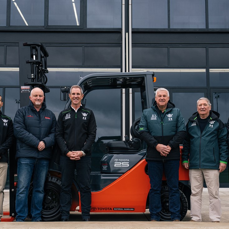 Toyota Forklifts Extends Principal Partnership with Canberra Raiders Through to 2030