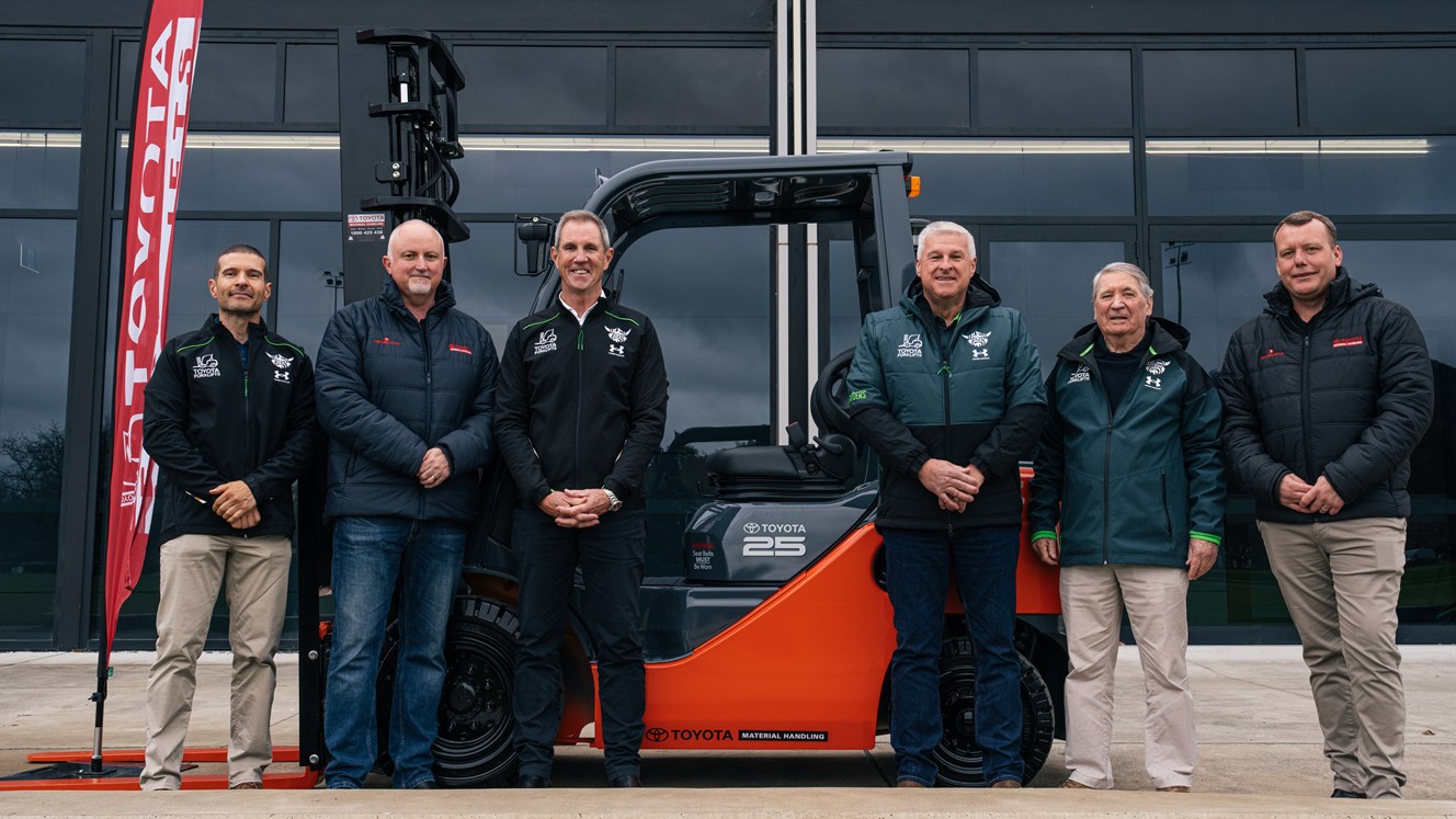 Toyota Forklifts Extends Principal Partnership with Canberra Raiders Through to 2030
