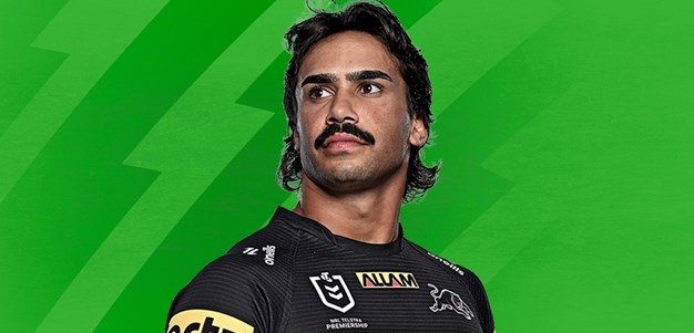 Daine Laurie signs with the Raiders