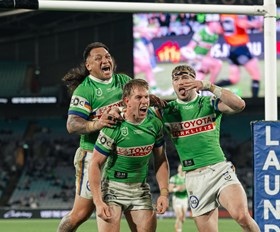 Raiders dominate Bulldogs in huge win at Accor