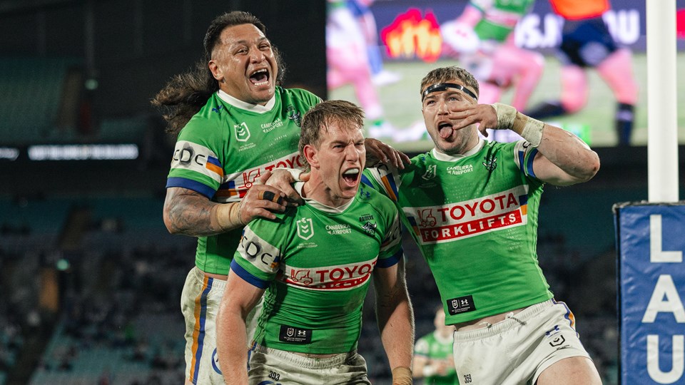 Raiders dominate Bulldogs in huge win at Accor