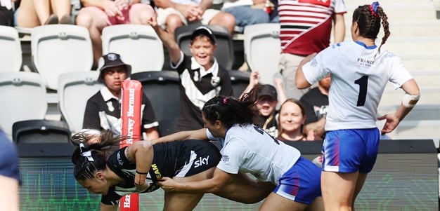 Ferns run in 18 tries to rout France in Christchurch