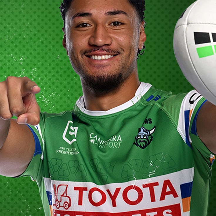 Simi Sasagi Re-Signs with the Raiders