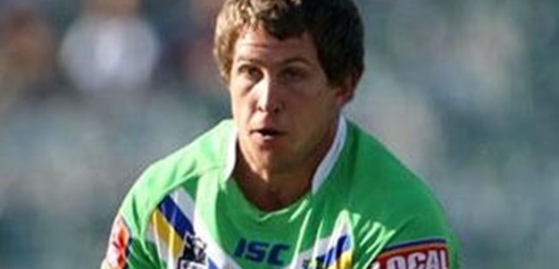 Jarrad Kennedy - Re-signs with the Raiders