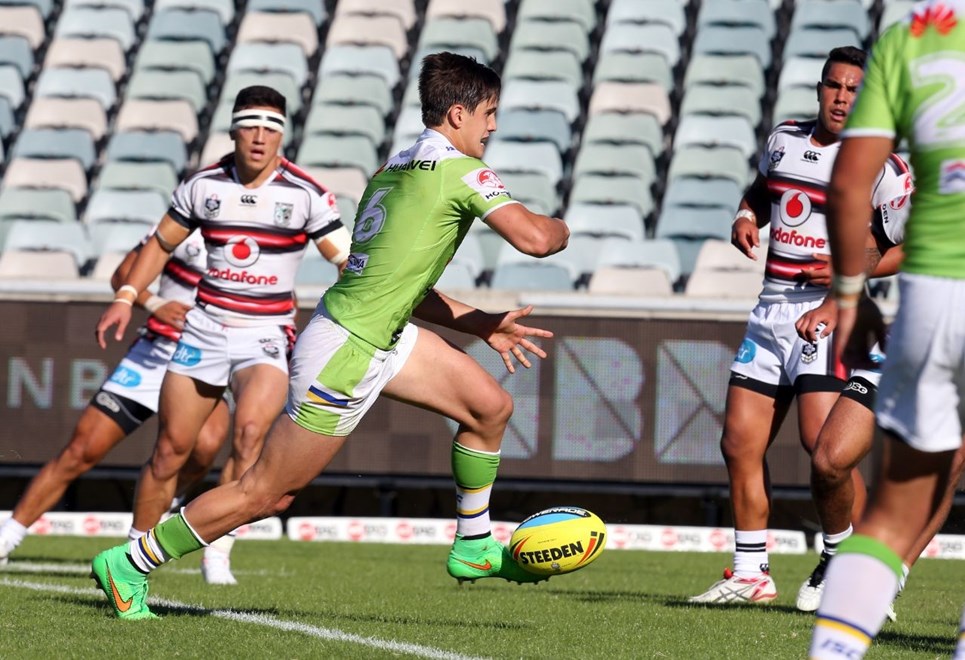 NYC :Digital Image by Grant Trouvile Â© NRLphotos  : 2015 NRL Round 2 - Canberra Raiders v NZ Warriors  at Canberra Stadium, Sunday March 15th 2015.