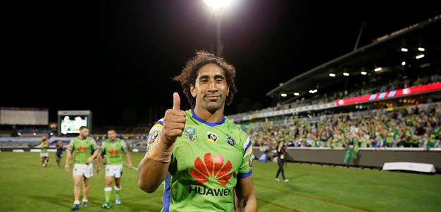 Soliola Re-Signs with the Raiders