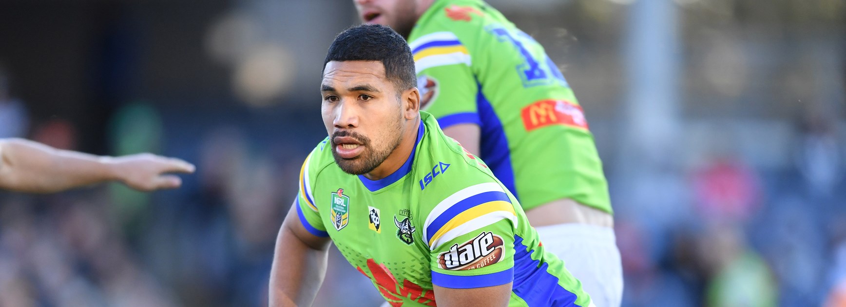 Siliva Havili Re-Signs with the Raiders