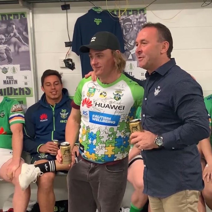 Kurt Longford Addresses the team and Autism