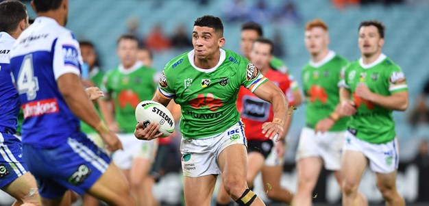 Bailey Simonsson Re-Signs with the Raiders