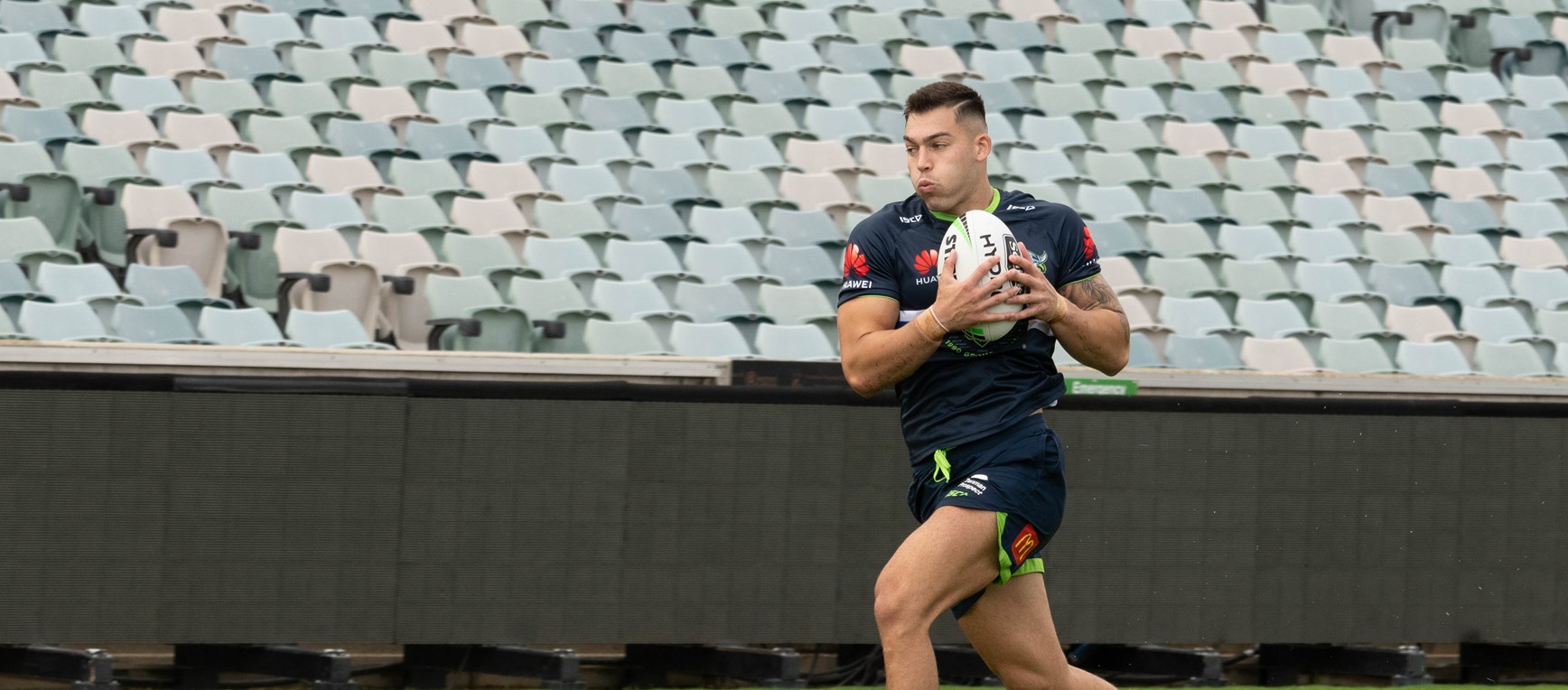 Captain's Run: Raiders v Titans