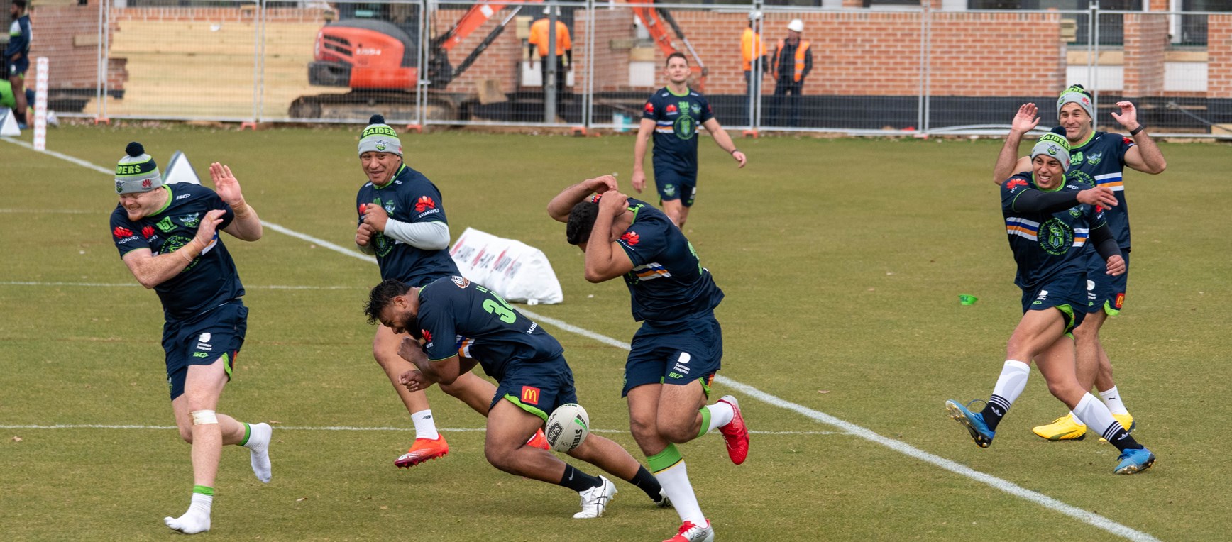 Captain's Run: Raiders v Storm