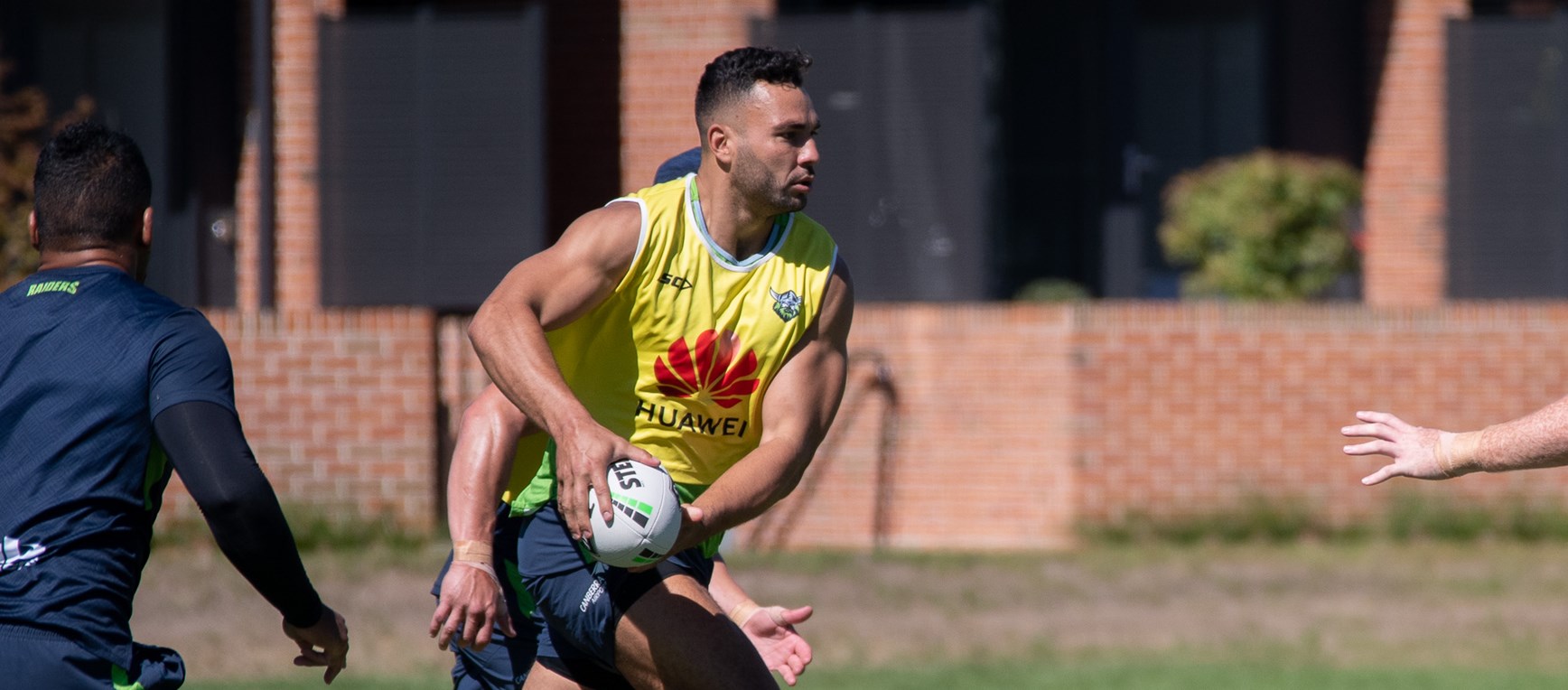 Captain's Run: Raiders v Roosters